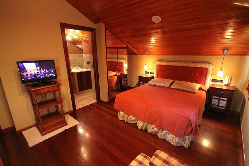 Hotel Casa Suarna à Navia de Suarna Extérieur photo